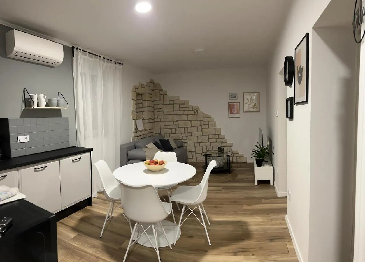 Cinderella Apartment With Free Parking